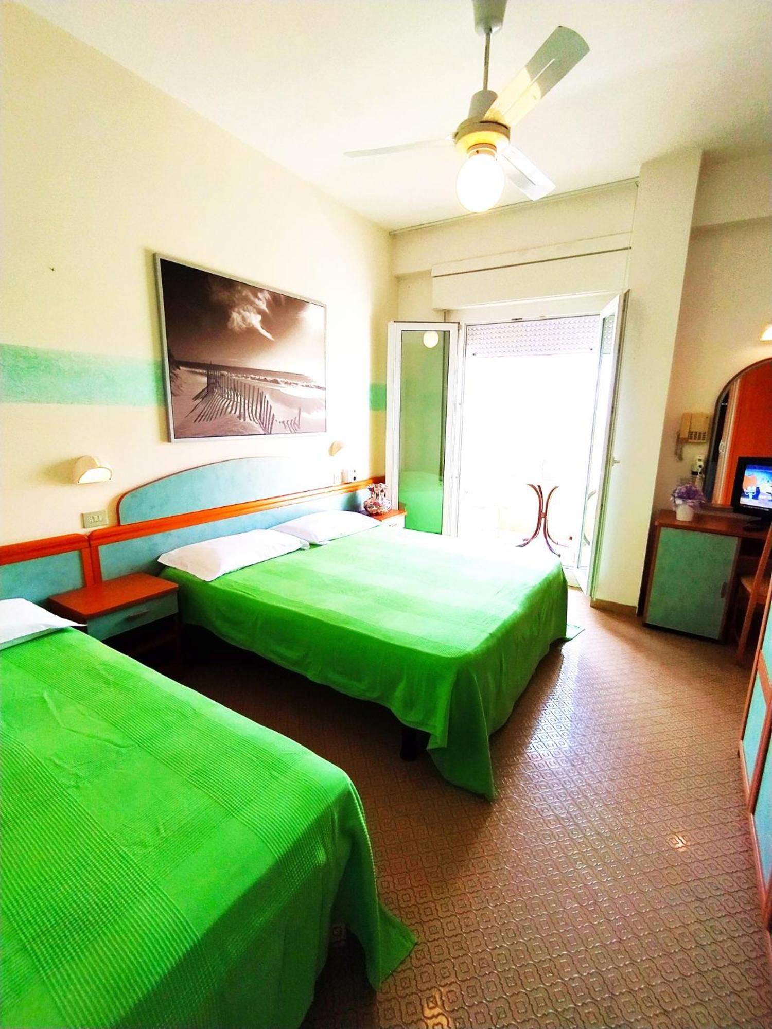 Hotel Milord Cesenatico Eksteriør bilde